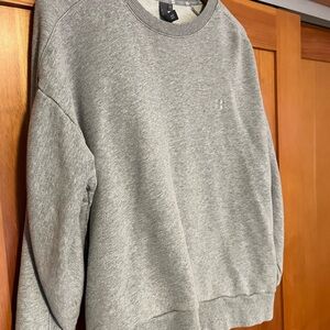 Sweaty Betty Gray Crewneck Sweater with Ribbed Collar and Oversized Fit
